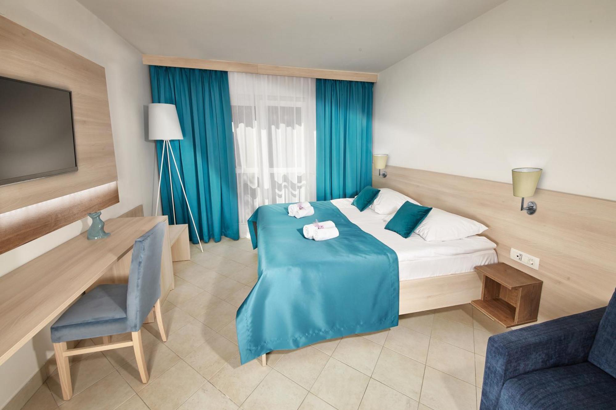 Villas - Hotel & Resort Adria Анкаран Экстерьер фото